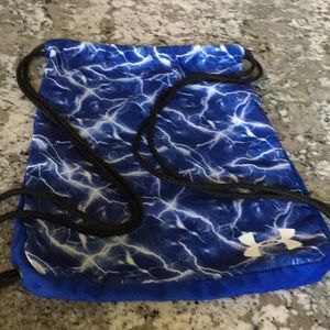 Under Armour drawstring bag